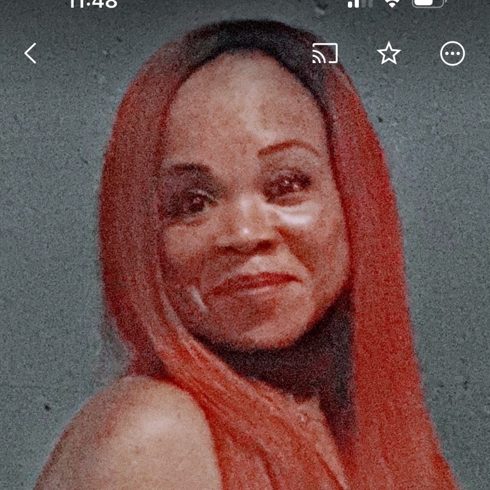 Meet your Posher, Fidelia